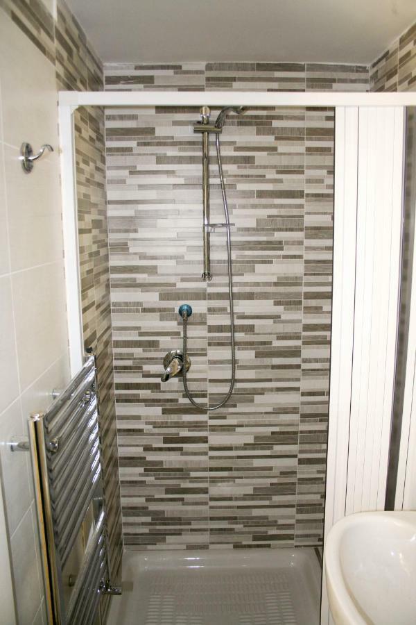 Bianchi Mediterranei B&B เนเปิลส์ ภายนอก รูปภาพ